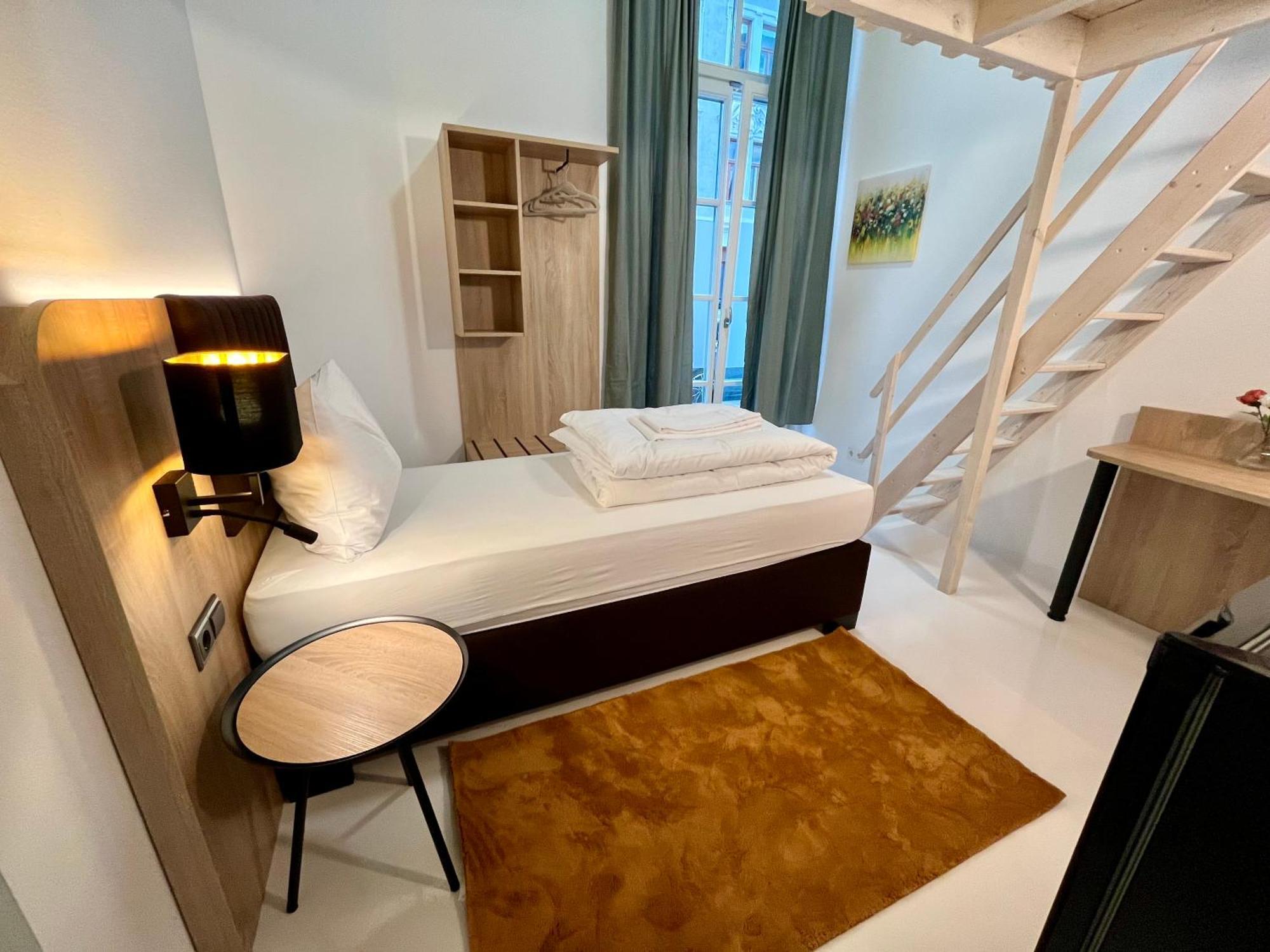 Adlzreiter City Pension Мюнхен Екстериор снимка