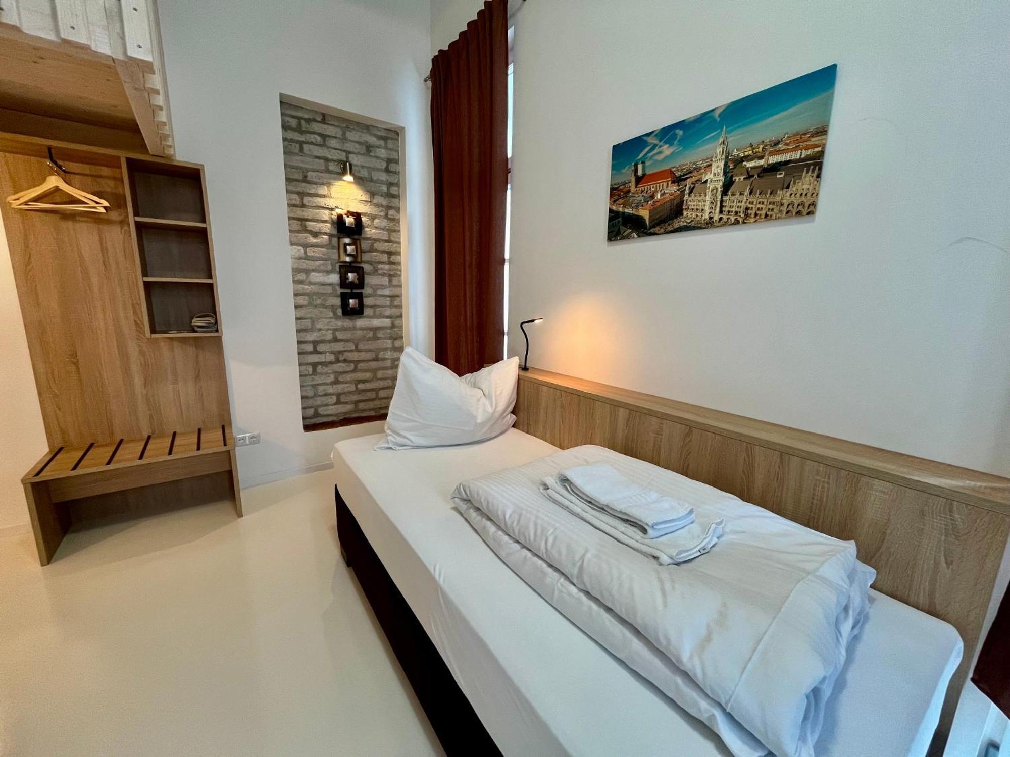 Adlzreiter City Pension Мюнхен Екстериор снимка
