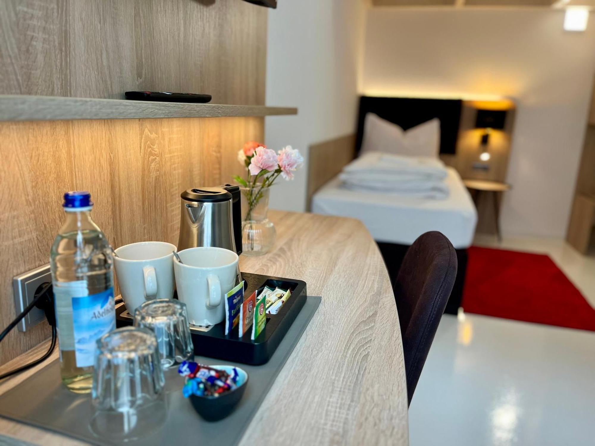 Adlzreiter City Pension Мюнхен Екстериор снимка
